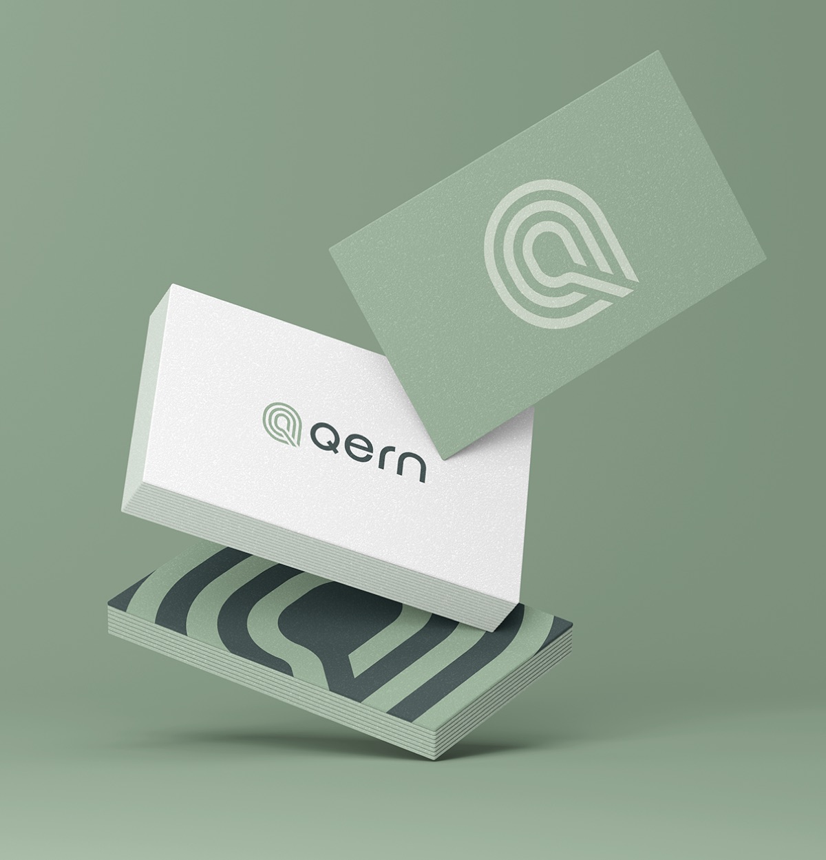 Qern brandingtoepassing — typografie en kleurgebruik in drukwerk